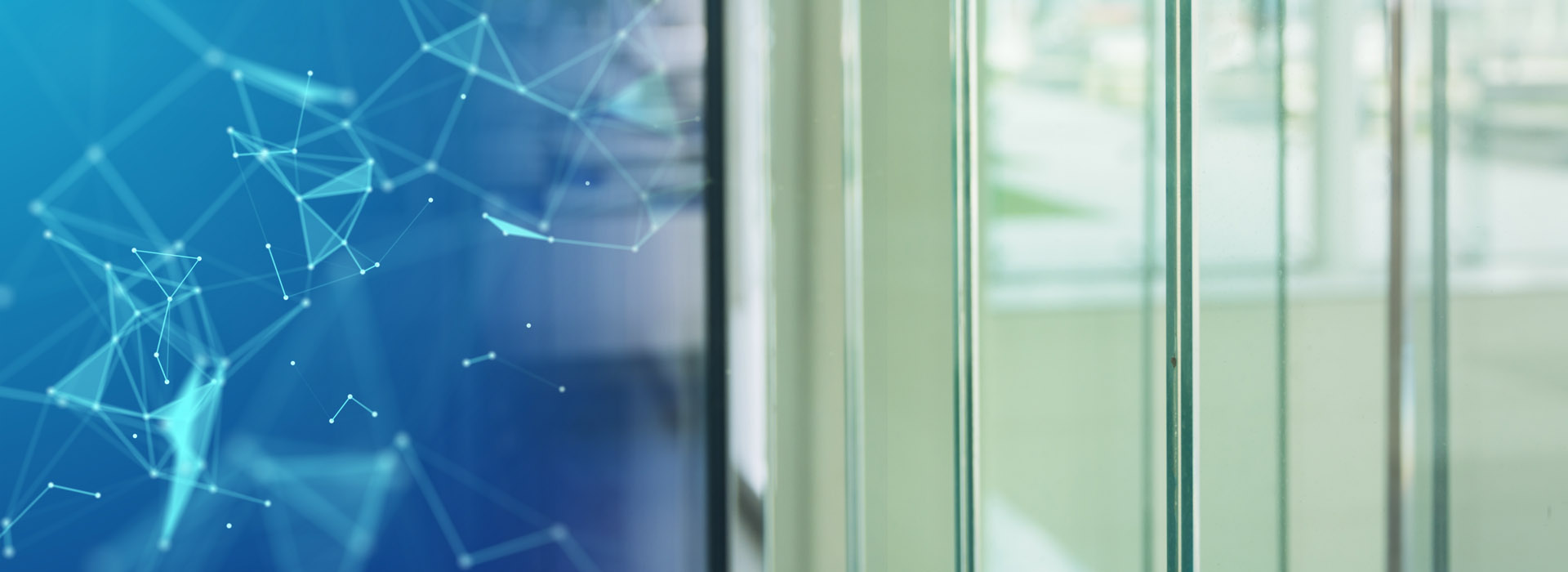 Sistemas de marcos sin marco para cerramientos de balcones, productor Polonia